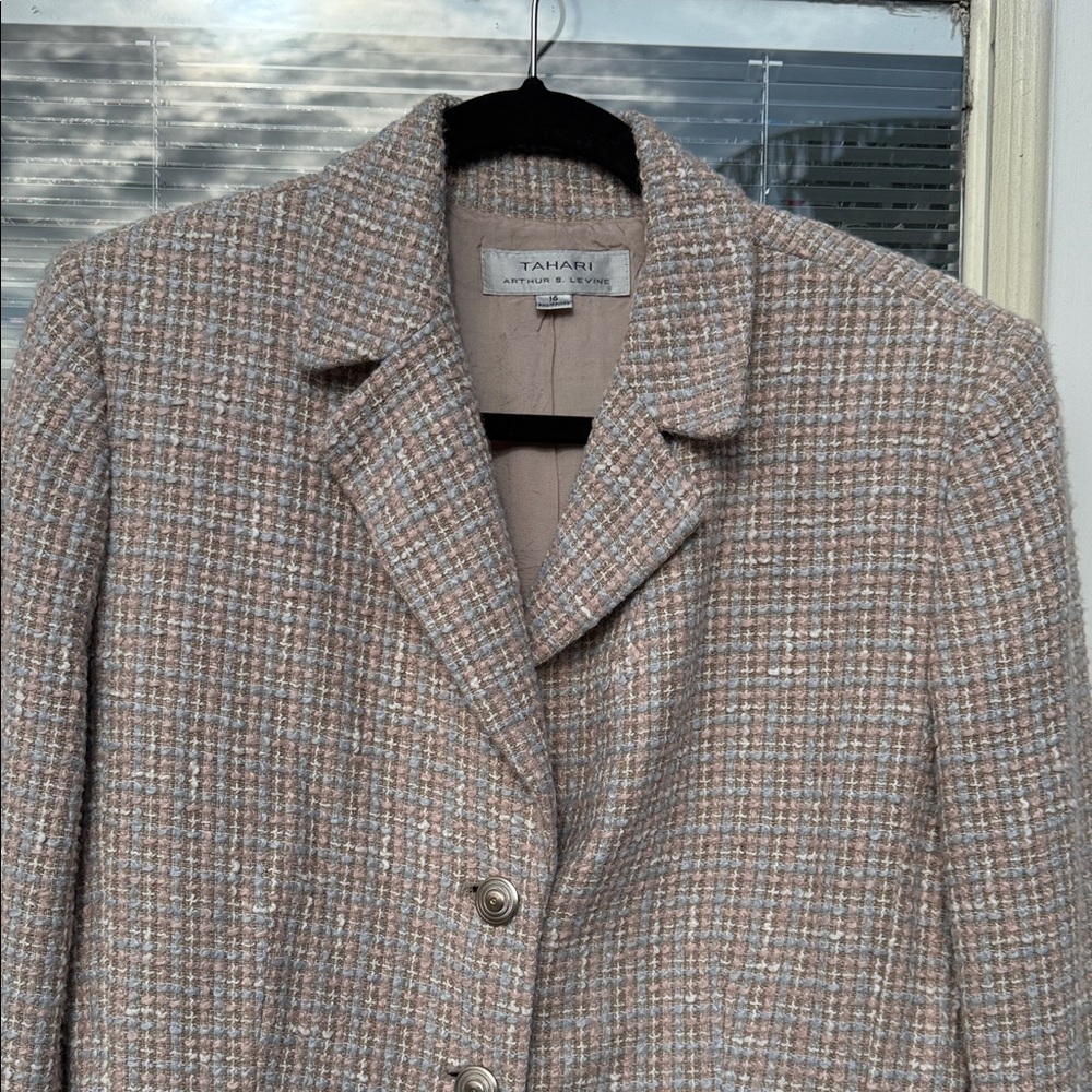 Tahari Light Pink and Green Tweed Blazer - Picture 3 of 14